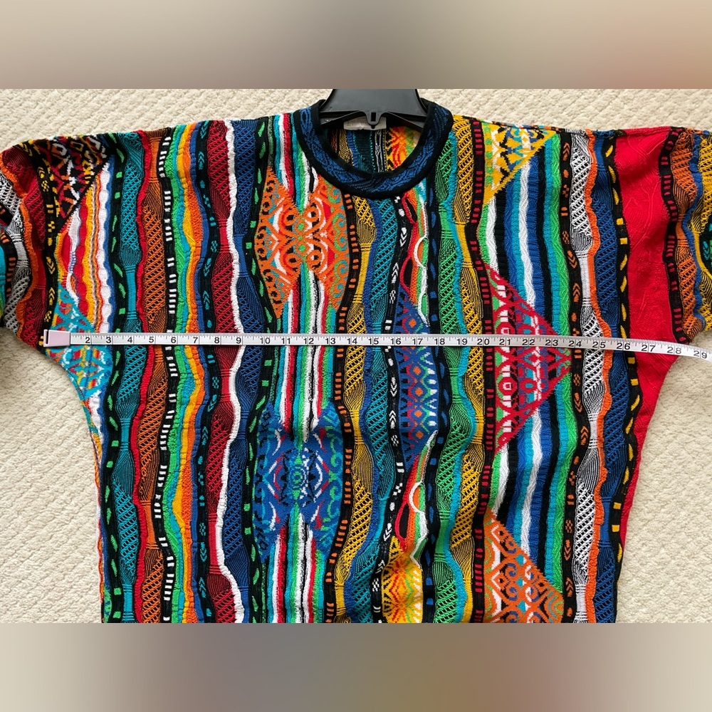 Coogi men’s sweater. Excellent condition, multicolor. - Picture 4 of 4